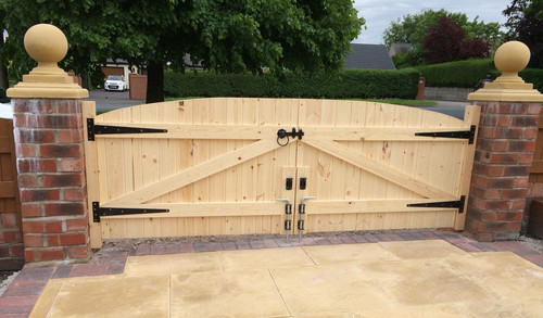 Wooden driveway gates heavy - driveway,