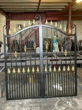 Heavy duty galvanised entrance
