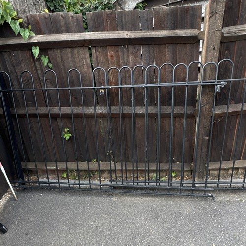 Black metal pedestrian garden - pedestrian,