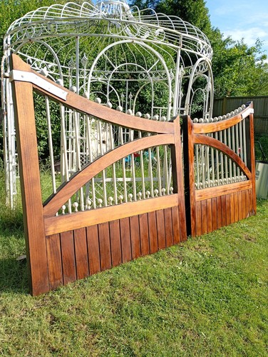 Hardwood driveway gates swan - hardwood,