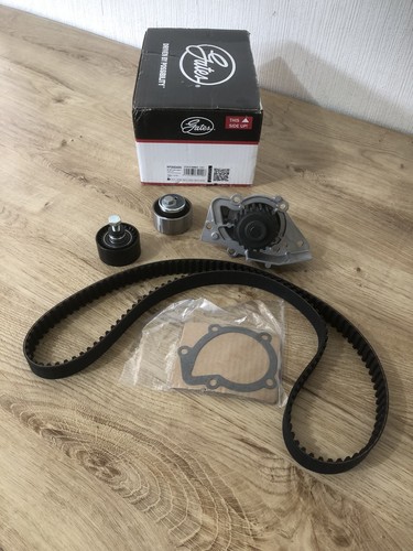 Gates water pump - water, belt